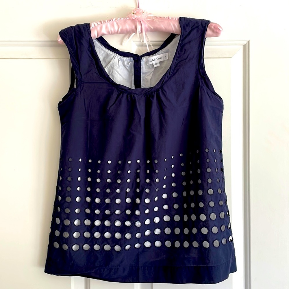 Calvin Klein sleeveless top size small blue & white with eyelets
